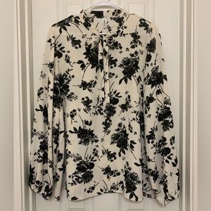 Floral dress shirt with tie/bow